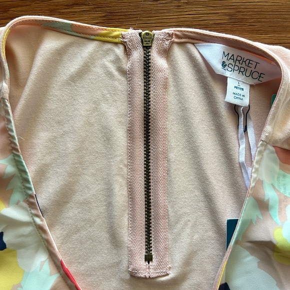 Market & Spruce High-Low Blouse - Picture 3 of 8